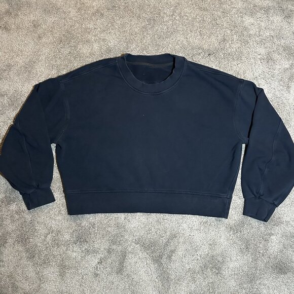 Lululemon Perfectly Oversized Cropped Crewneck Softstreme Sweatshirt Womens 8/10 - Picture 3 of 10